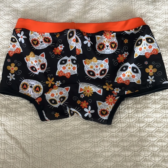 Men’s swimwear - Picture 2 of 3